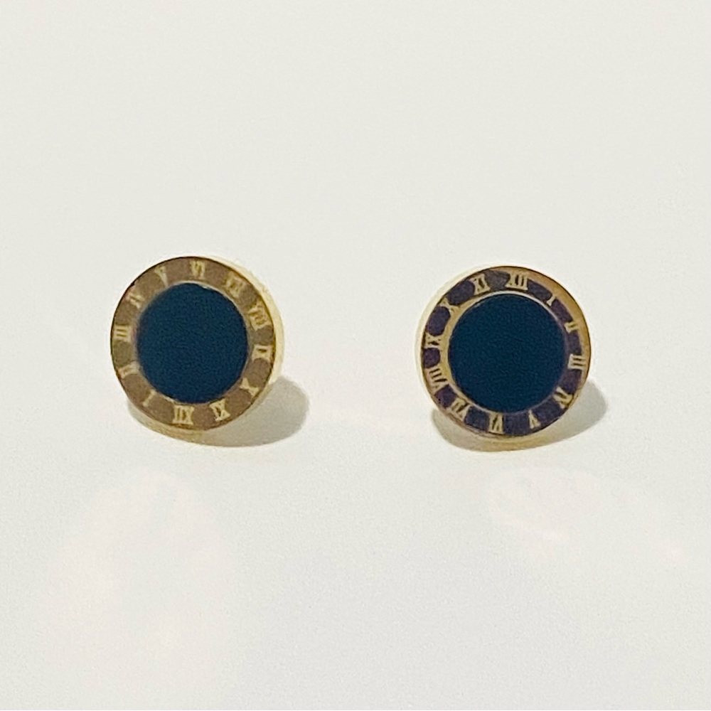 18K Gold Plated Titanium Steel Stud Earrings Gold and Black - Picture 2 of 5